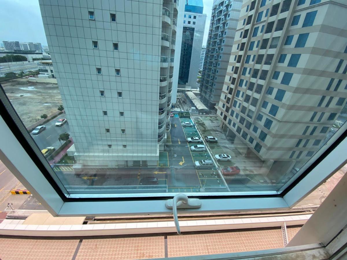 Wonderful ' For Girls Only ' In Tecom, Al Barsha Homestay