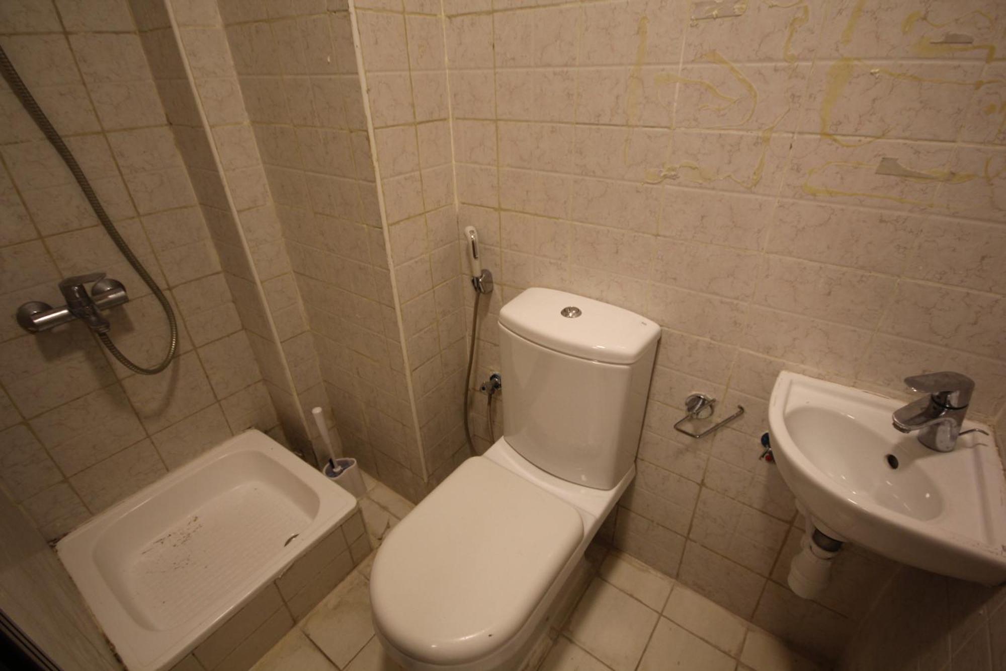 Homestay Wonderful ' For Girls Only ' In Tecom, Al Barsha *